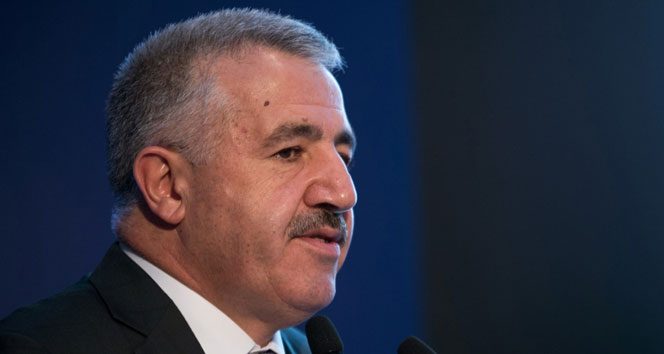 Bakan Arslan: ‘Ak kadrolar Reisini bağrına basmaya hazır’