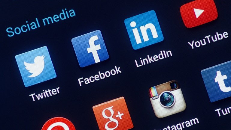 Facebook Yapay Zeka İle Dil Engelini Yıkmayı Planlıyor