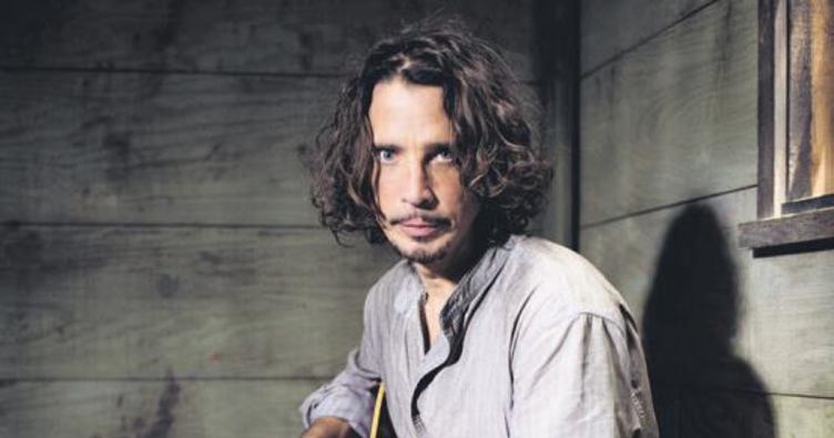 Rock yıldızı Chris Cornell turnede öldü