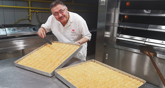 Bu da bademli baklava