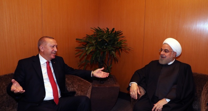 Cumhurbaşkanı Erdoğan, İranlı mevkidaşı Ruhani ile görüştü
