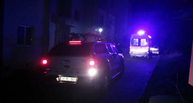 Eşini tüfekle öldürdükten sonra intihar etti