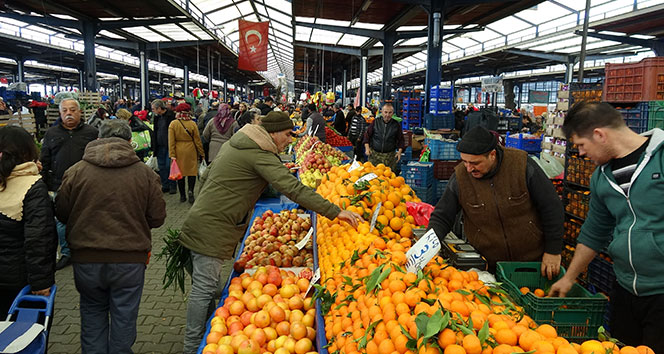 Pazarlarda yılbaşı hareketliliği