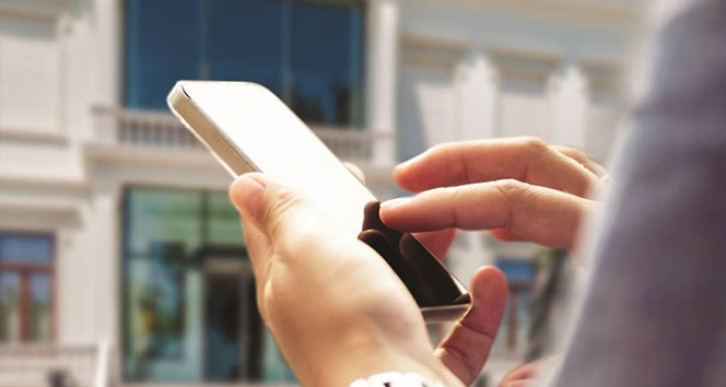 Cep telefonu kamburlaştırıyor