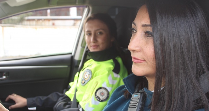 İstanbul polisinin nefes kesen sürüş eğitimi