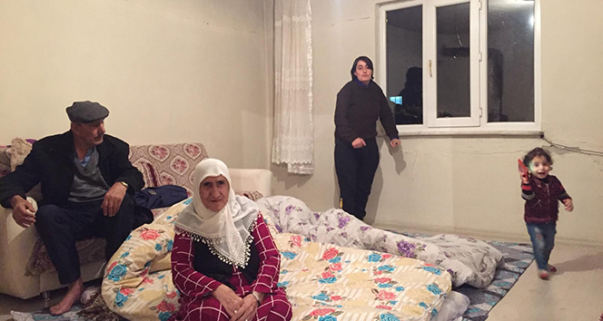 Ölüm korkusuyla yaşıyorlar!