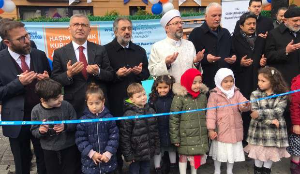 Diyanet İşleri Başkanı Erbaş, Üsküdar’da Kur’an Kursu açılışına katıldı