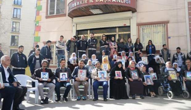 Diyarbakır annelerinin direnişi PKK’daki çözülmeyi artırdı
