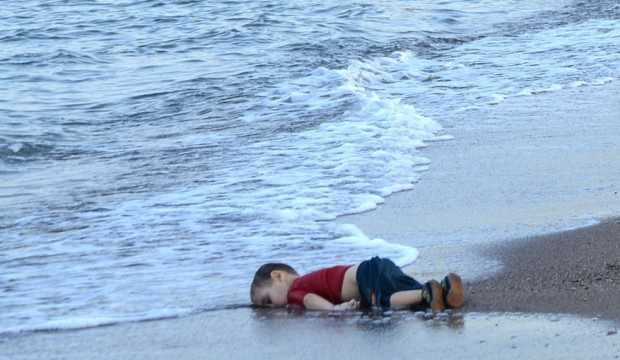 Dünya Aylan bebeği konuşmuştu! O vicdansızlar yakalandı