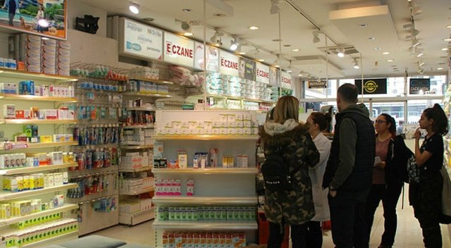 Fırsatçılar yine kendini gösterdi! Dezenfektana yüzde 4 bin zam! .