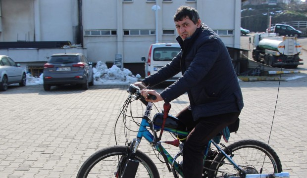 Hayali olan otomobili alamayınca çareyi böyle buldu