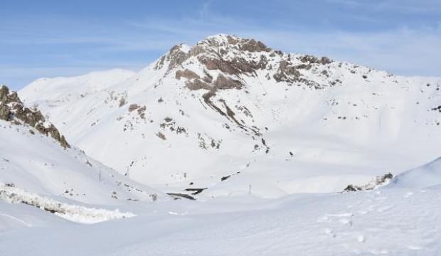 Kardan mahsur kalan köylülere, 1 ay sonra ulaşıldı