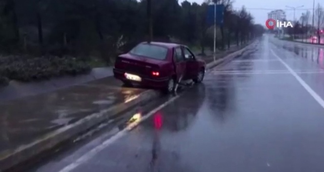 Kaza yaptı aracını bırakıp ormana kaçtı