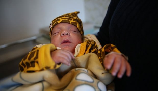 Minik bebekten sevindiren haber! ‘Bir ilk yaşandı’