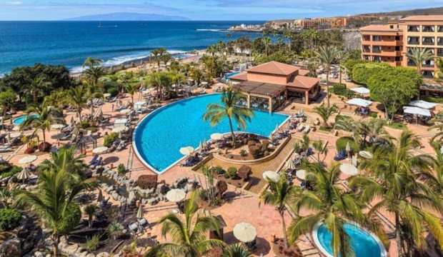 Otellerin açılışı nisan sonuna ertelendi