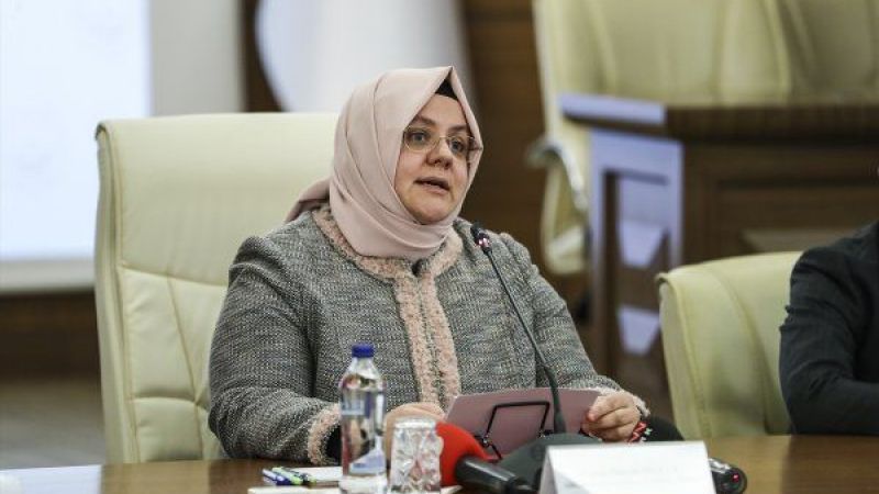 Bakan Selçuk: Emeklilerimizin bayram ikramiyelerini 7-11 Nisan’da veriyoruz