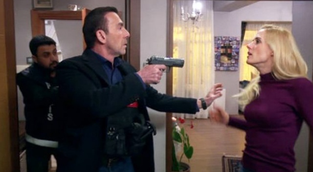 Arka Sokaklar’da üzen ayrılık