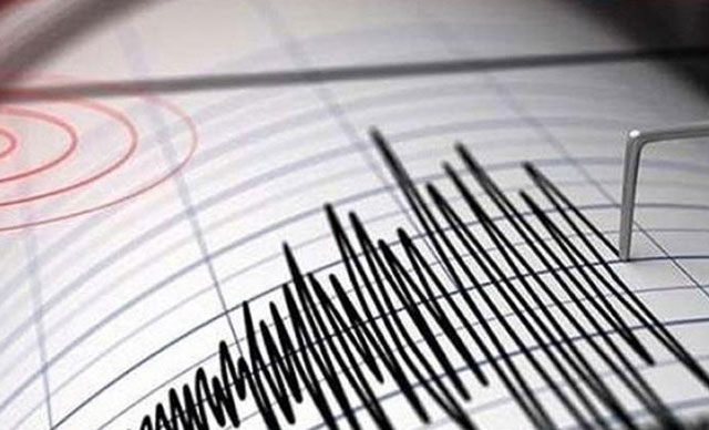 Van’da korkutan deprem