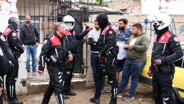 Antalya’da sokağa çıkan 4 kişiye 3 bin 150’şer TL ceza