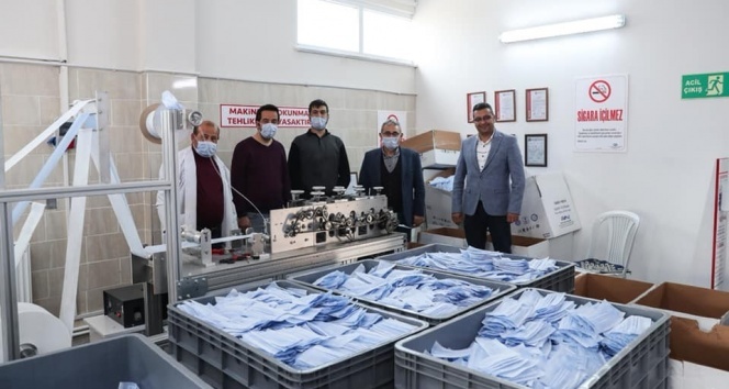 Her gün 50 bin masken