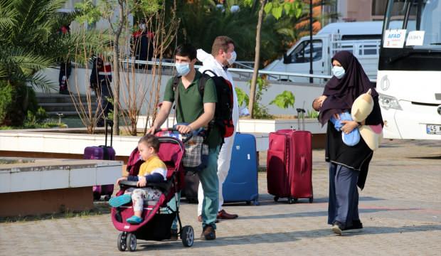 Malezya’dan gelen 87 kişi Aydın’da öğrenci yurduna yerleştirildi