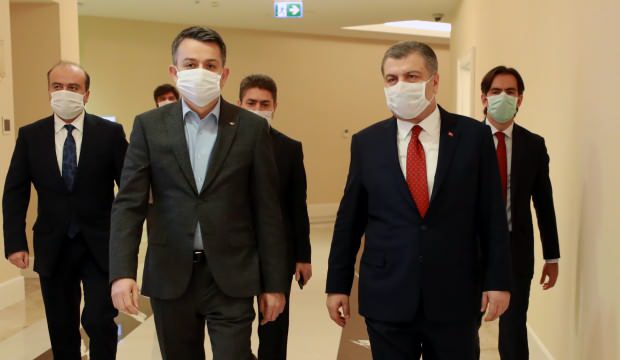 Sağlık Bakanı Koca, Tarım ve Orman Bakanı Pakdemirli ile bir araya geldi