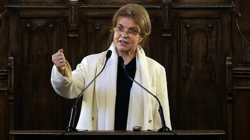 Tansu Çiller ‘Biz Bize Yeteriz Türkiyem’ kampanyasına 100 bin lira bağışta bulundu