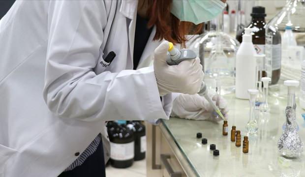 Türkiye’de aşı için  6 üniversite seferber oldu