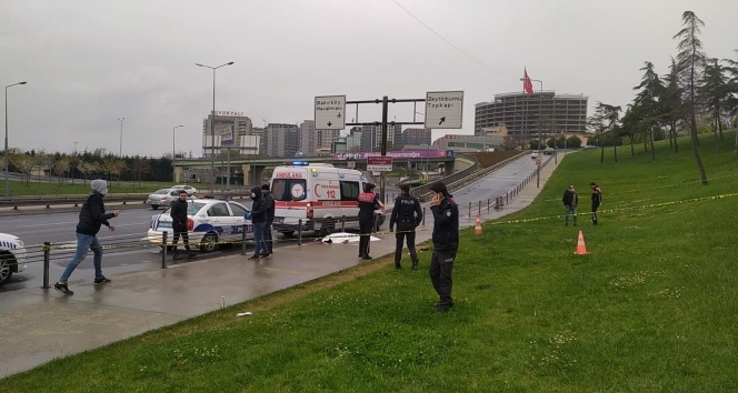 Zeytinburnu Sahil Yolunda bıçaklı kavga: 1 ölü, 1 yaralı