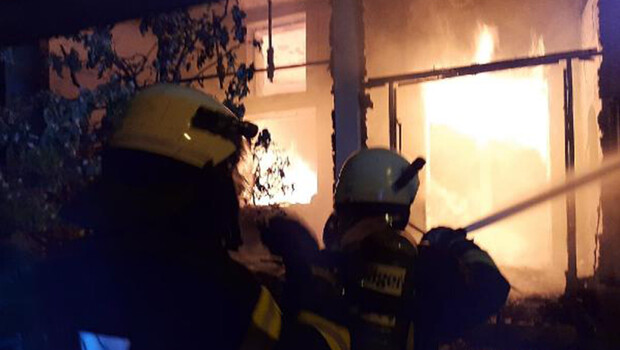 60 yıllık cami yandı