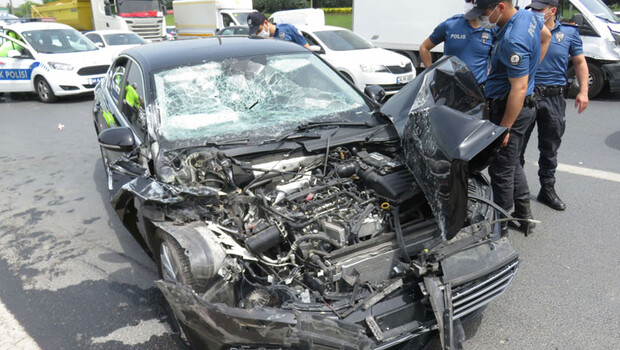 AK Parti Milletvekili Ümraniye’de kazada yaralandı