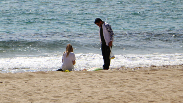 Antalya’da ilginç anlar! ‘Yaz amirim yaz hak ettik’