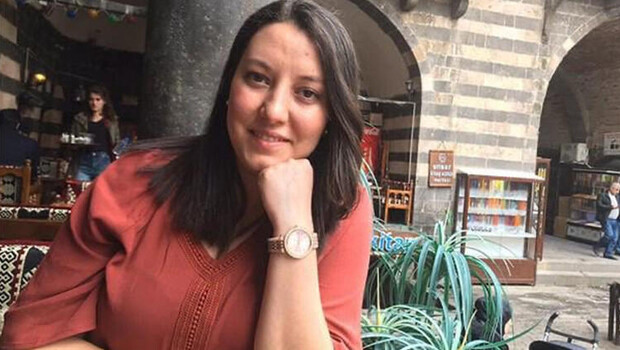 Bakan Koca acı haberi Twitter’dan duyurdu! ‘Dilek hemşire aramızdan ayrıldı’