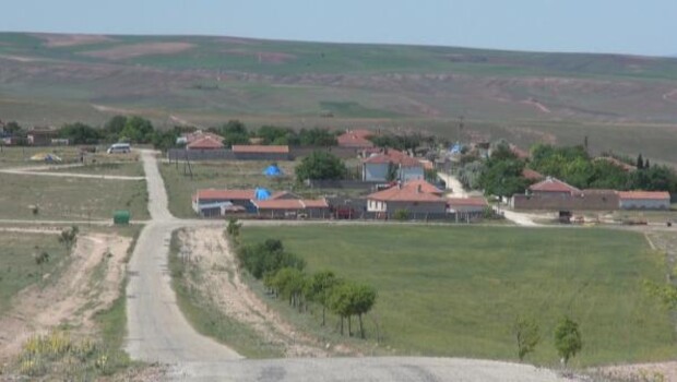 Bayram ziyareti sonrası 70 haneli köye karantina