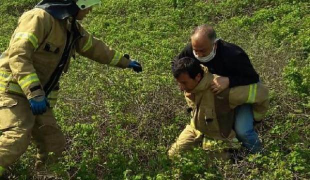 Beylikdüzü’nde dikenli çalılıkta mahsur kalan kişiyi itfaiye kurtardı