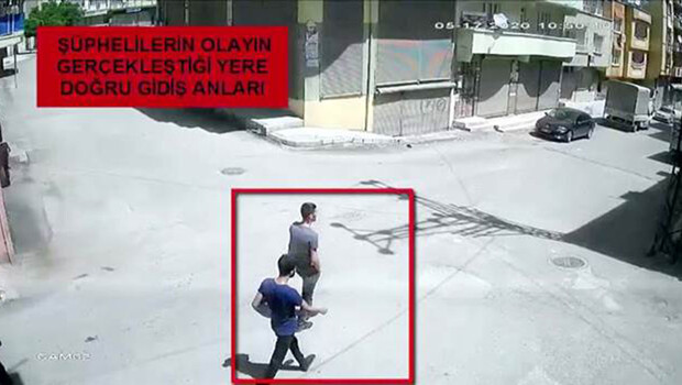 Çocuğun elindeki telefonu çalanlar kameradan belirlenip, yakalandı