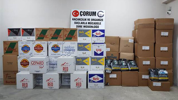 Çorum’da çok miktarda kaçak tütün ile makaron ele geçirildi