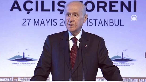 Devlet Bahçeli: Darbe isteyenler 15 Temmuz’da olduğu gibi cezasını çeker
