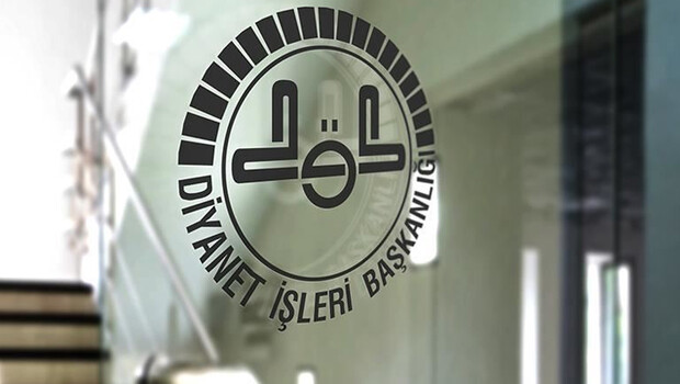 Diyanetten cuma namazı için uyarı afişi