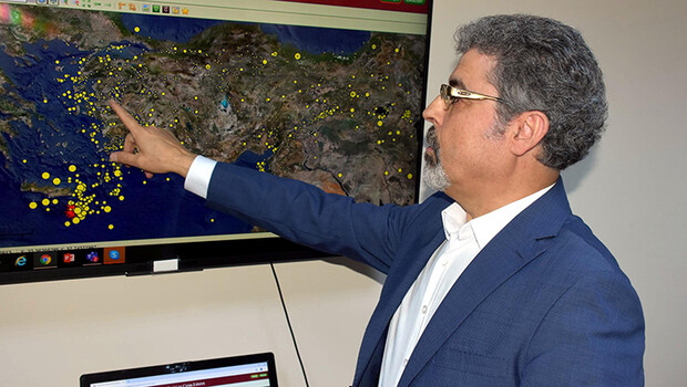 Ege ve Akdeniz kıyıları için ‘tsunami’ uyarısı