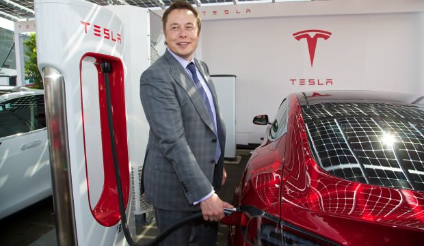 Elon Musk: Beş yıl içinde dil öğrenmeye gerek kalmayacak