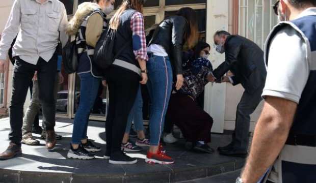 Evlat nöetindeki anne seslendi: Oğlum, ‘Beni kurtarın’ diye haber gönderdi