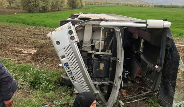 Feci kaza! Karantinadan çıkanları taşıyan otobüs devrildi: 16 yaralı