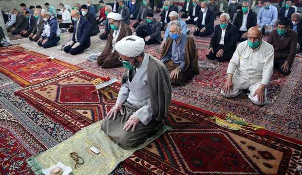 İran’da koronavirüs sebebiyle kapatılan camiler yarın açılacak