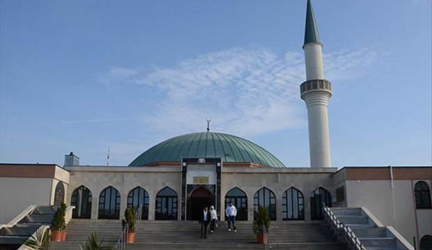 İtalya’da camilerin açılacağı tarih belli oldu