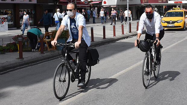İzmir’de salgın sonrası bisiklet ve motosiklete talep patladı