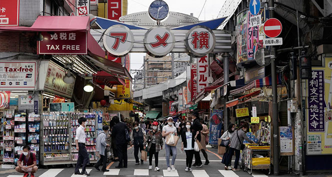 Japonya Ekonomi Bakanı Nishimura, artan Covid-19 vakalarını değerlendirdi