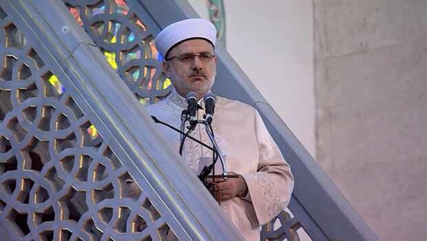 Kocatepe Camii’nde cuma namazı kılındı