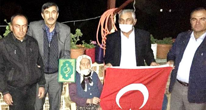 Maaşından 5 bin TL bağışlayan yaşlı kadına Cumhurbaşkanı adına teşekkür