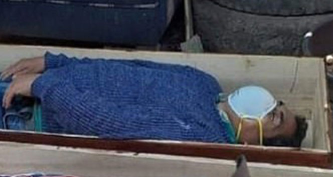 Perulu belediye başkanı karantinayı ihlal etti, yakalanınca tabuta girip ölü taklidi yaptı